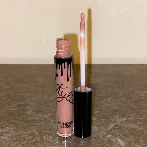 Kylie Cosmetics Lipgloss - Picture 3 of 3